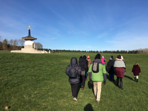 Read more about the article Mindful Walking raises funds for Peace Pagoda restoration